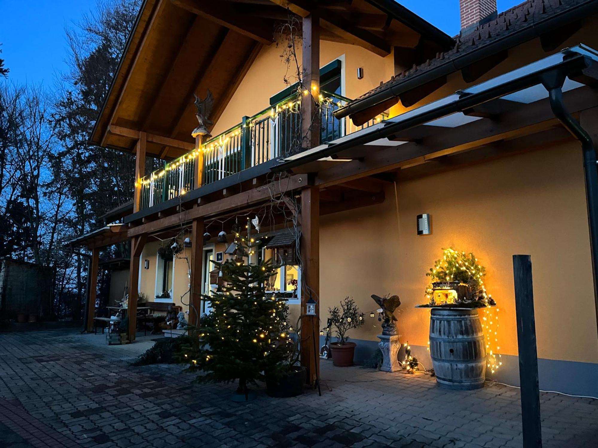 Gaestehaus Schmid Sankt Johann im Saggautal Exterior foto
